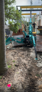 Maeda 285 spider crane in tight access site with limited preparation